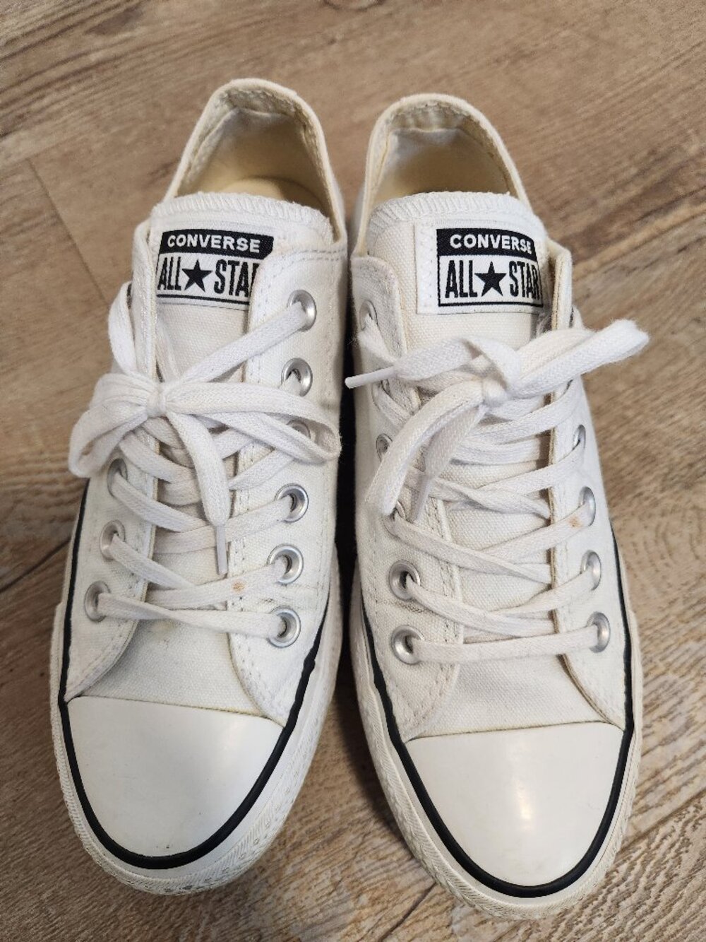 Converse Chuck Taylor All Star Lift Platform White Sneakers Women’s 6